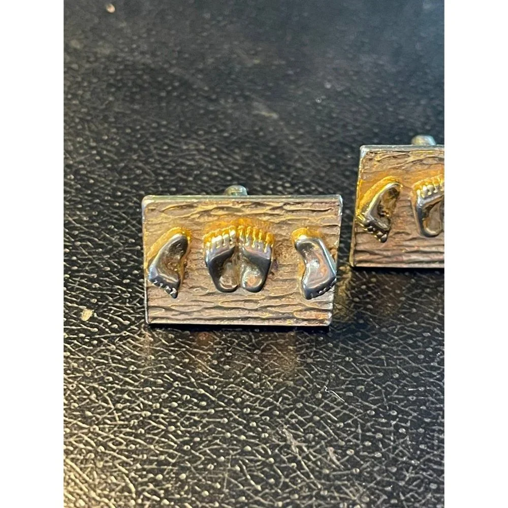 Vintage Bare Feet Subtle Sexy Position Cuff Links